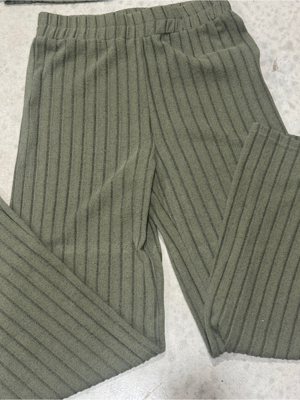 Apple Olive Ribbed Knit Set - Picture 2 of 5